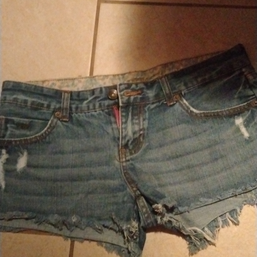 Billabong shorts